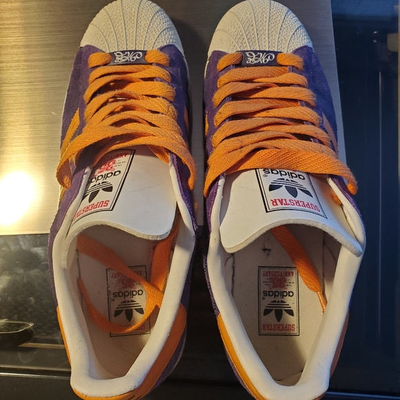 Missy Elliot Adidas Superstar - Picture 2 of 6